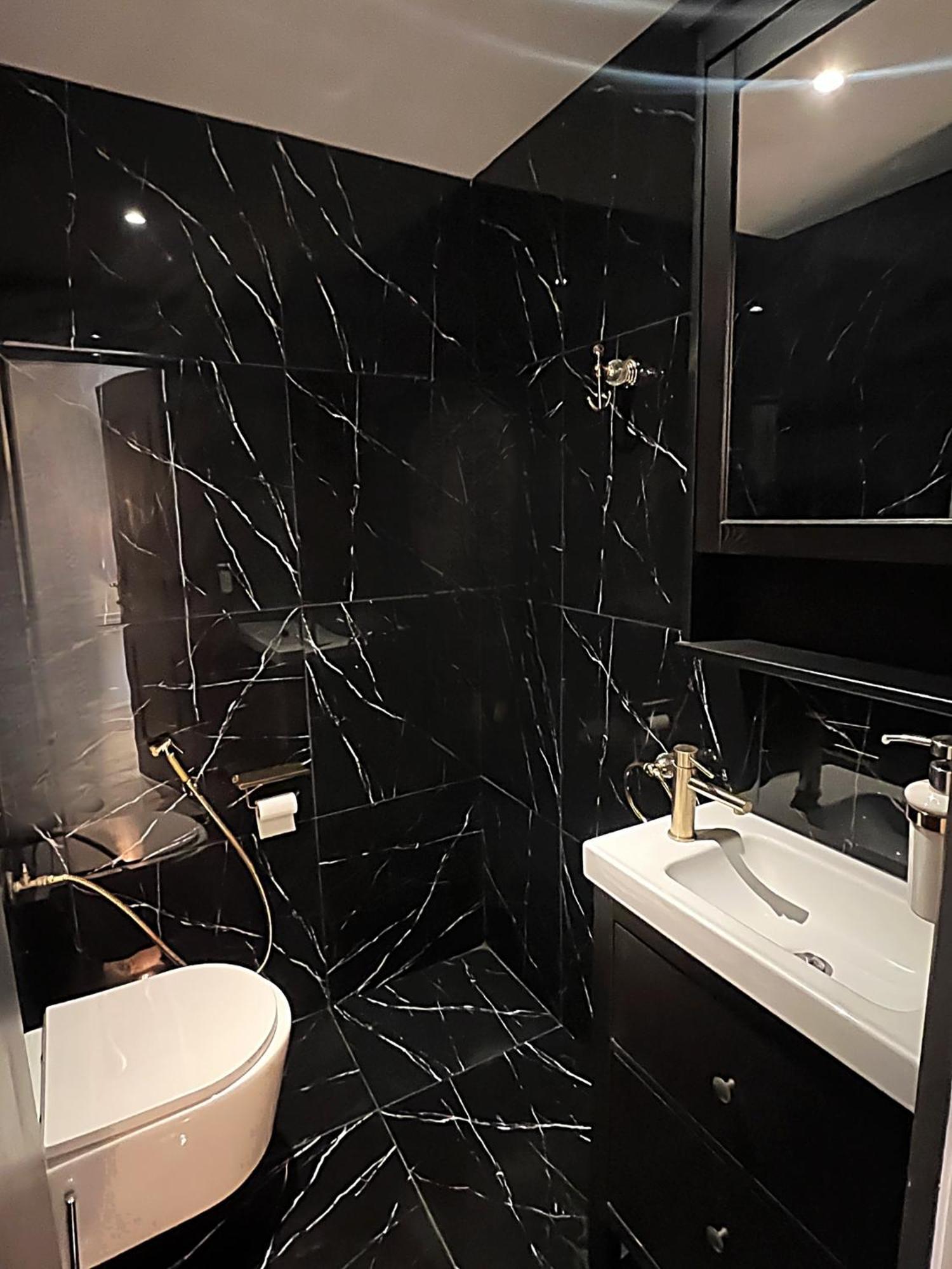 Penthouse Luxury Sauna Apartment
