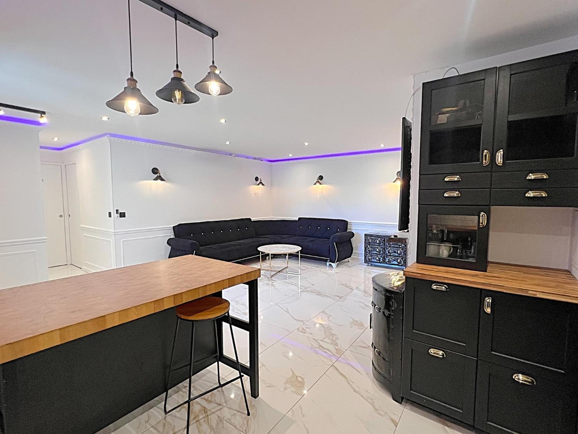 Penthouse Luxury Sauna Apartment Garches